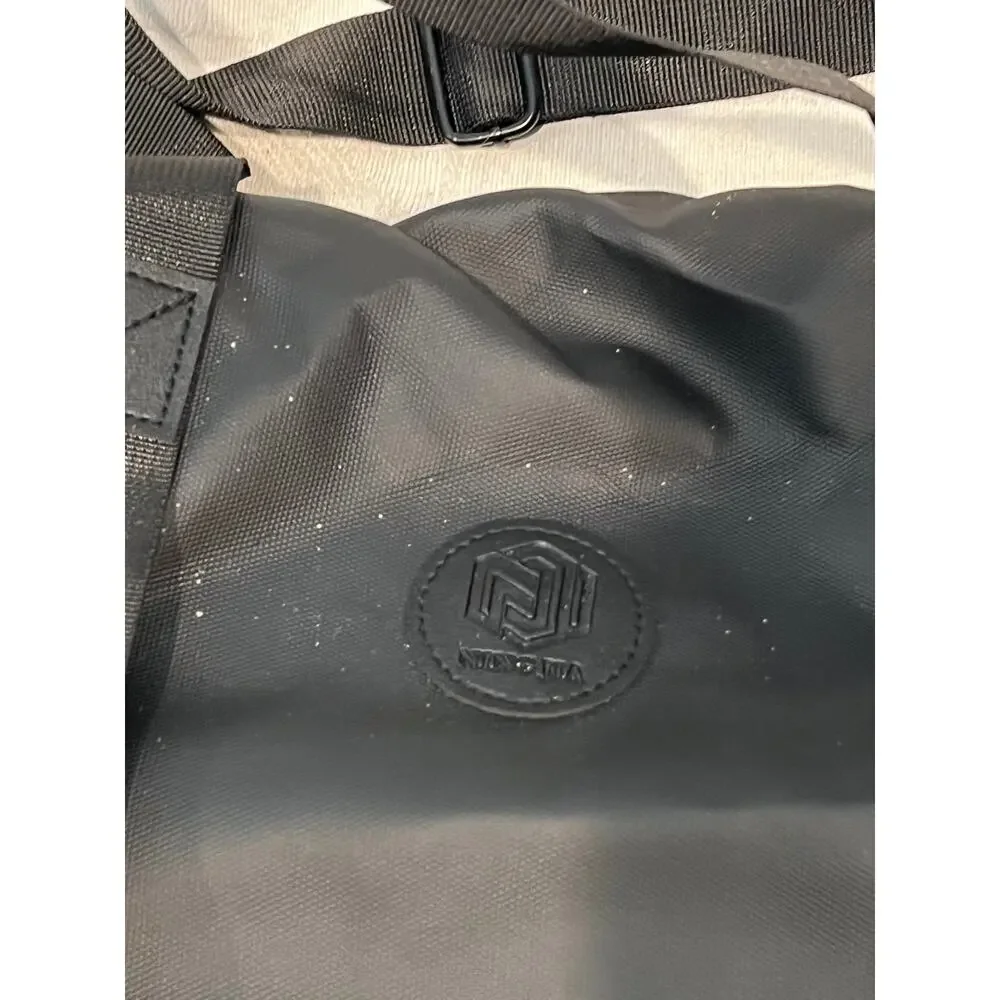Ning Jia Shein Softshell Travel 18x12x10 Gym Duffel Bag